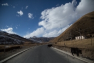 Road yaks, Serqu